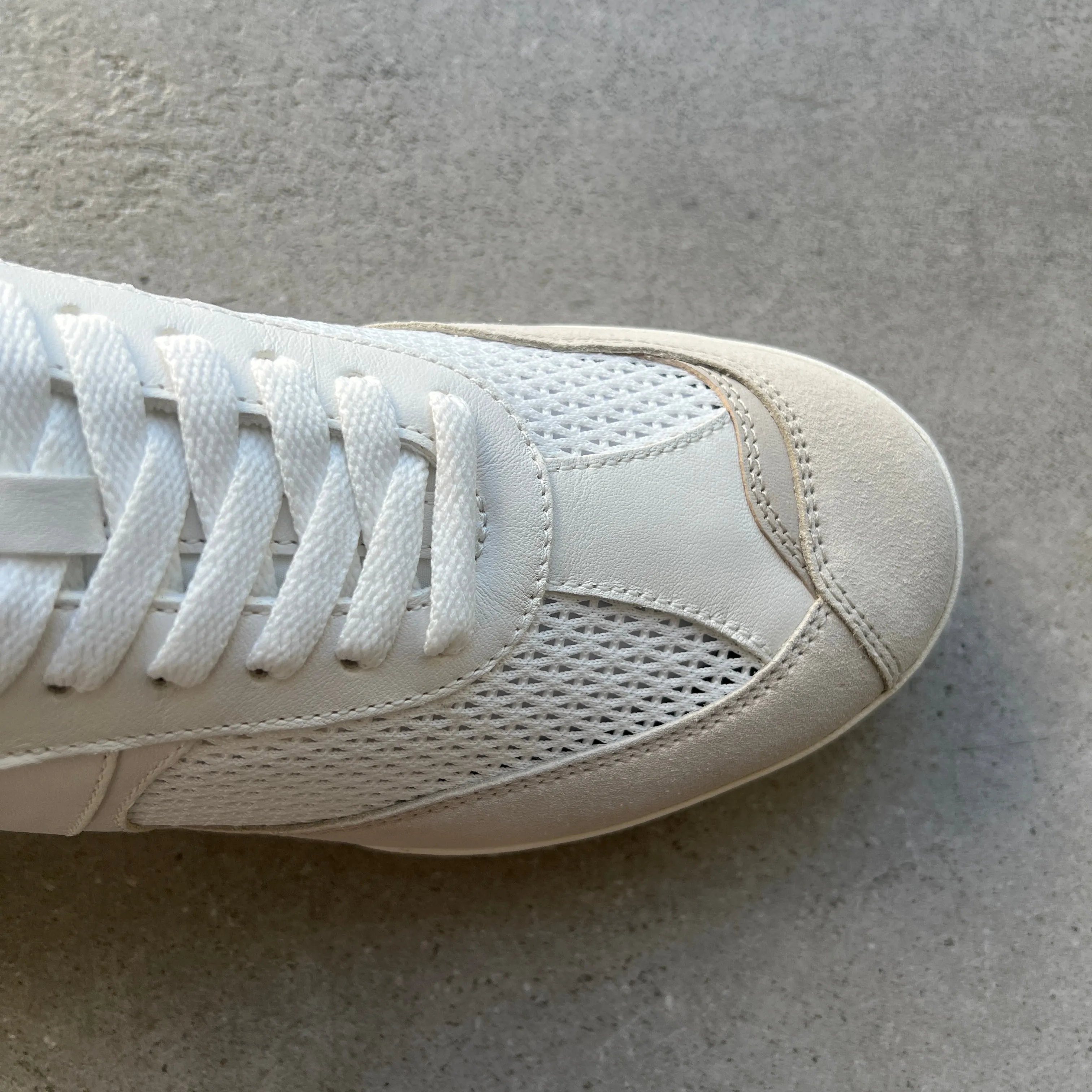 Chloé Shoes Kick Mesh Sneakers, Cloudy