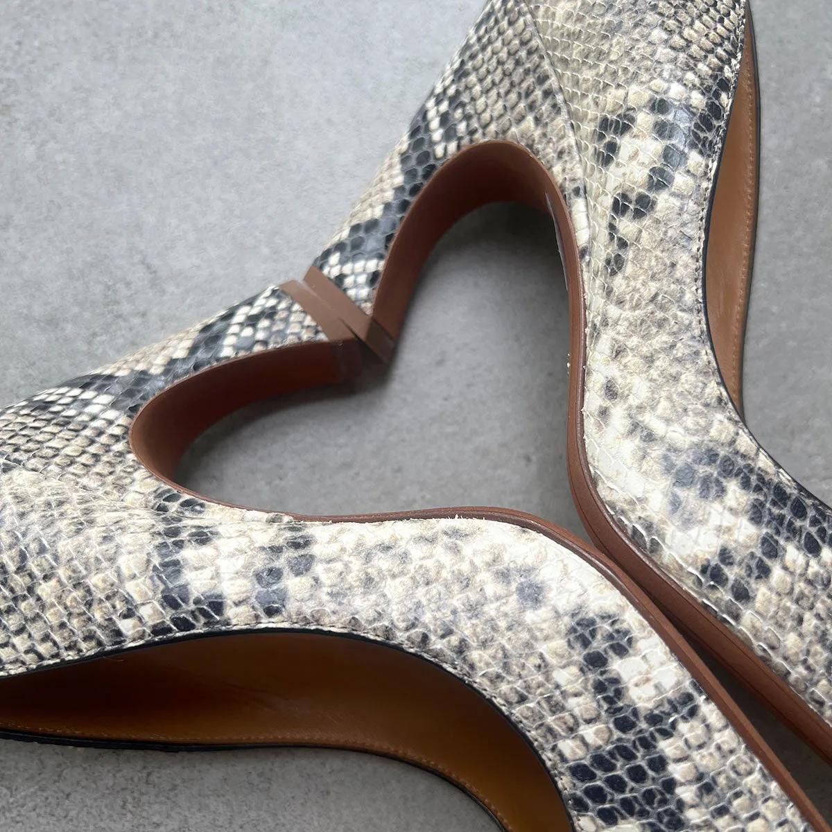 Chloé Shoes Oli Pump,  Python-effect 90