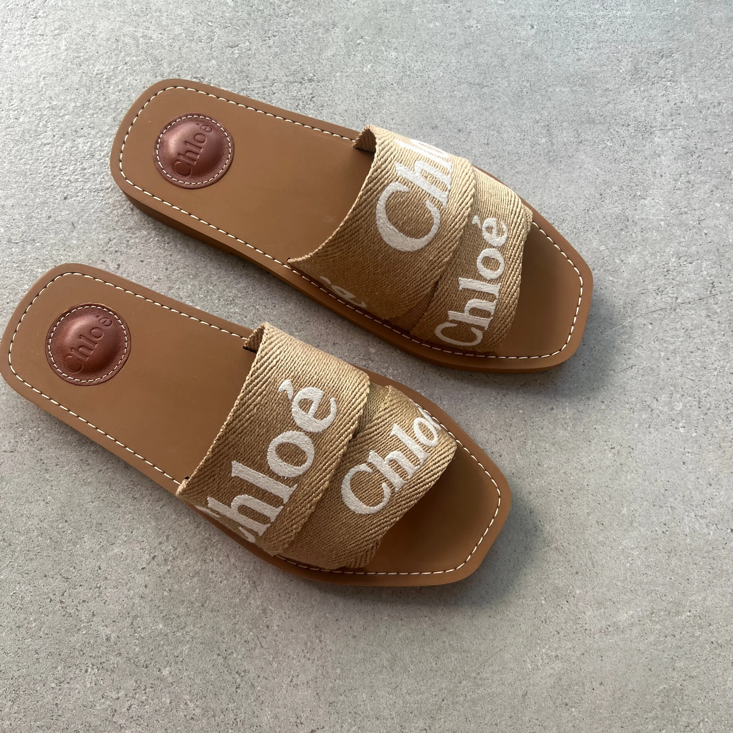 Chloé Shoes Woody Embroidered Logo Slide, Desert Beige