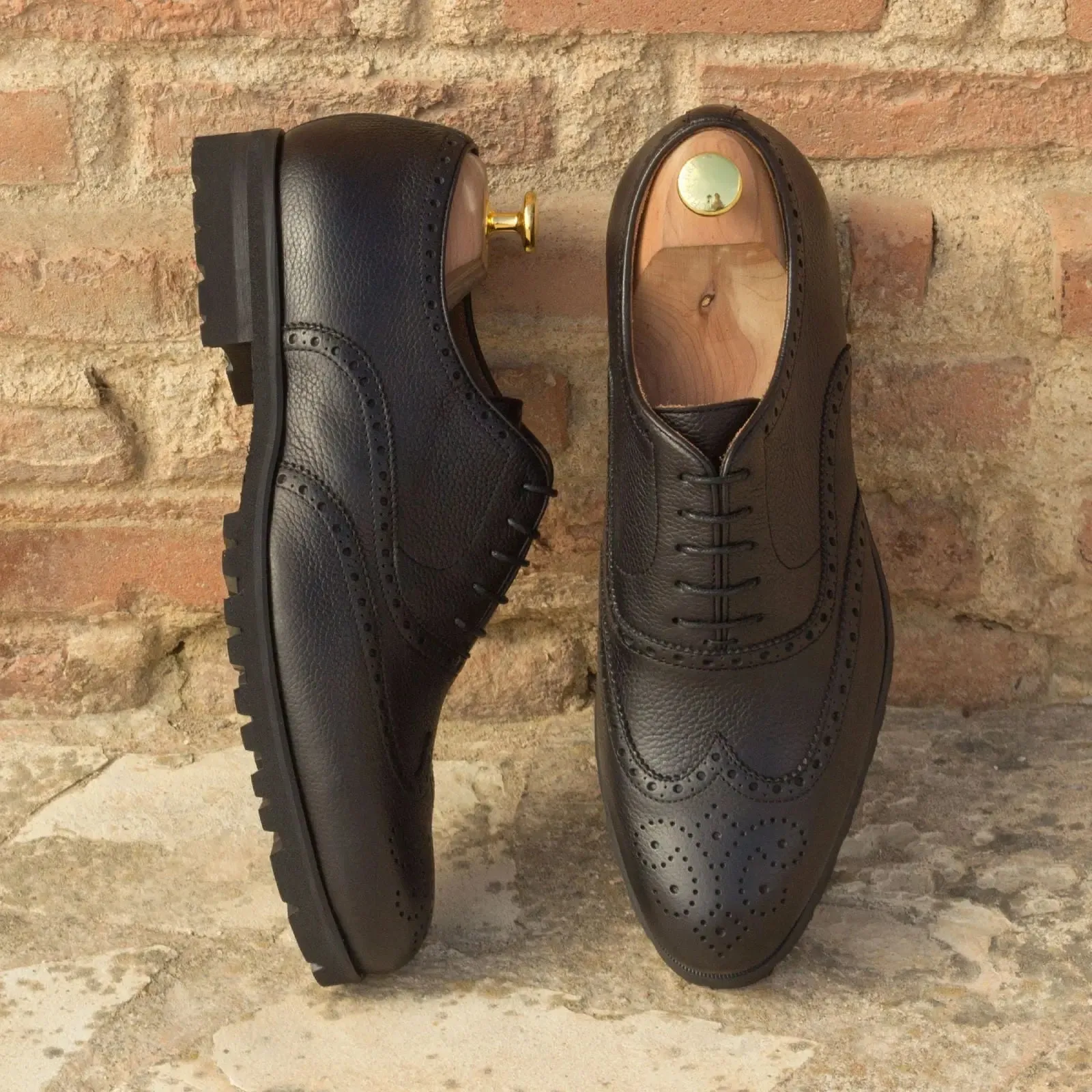Dapperfam Shoes DapperFam Aeron in Black Men's Italian Full Grain Leather Full Brogue