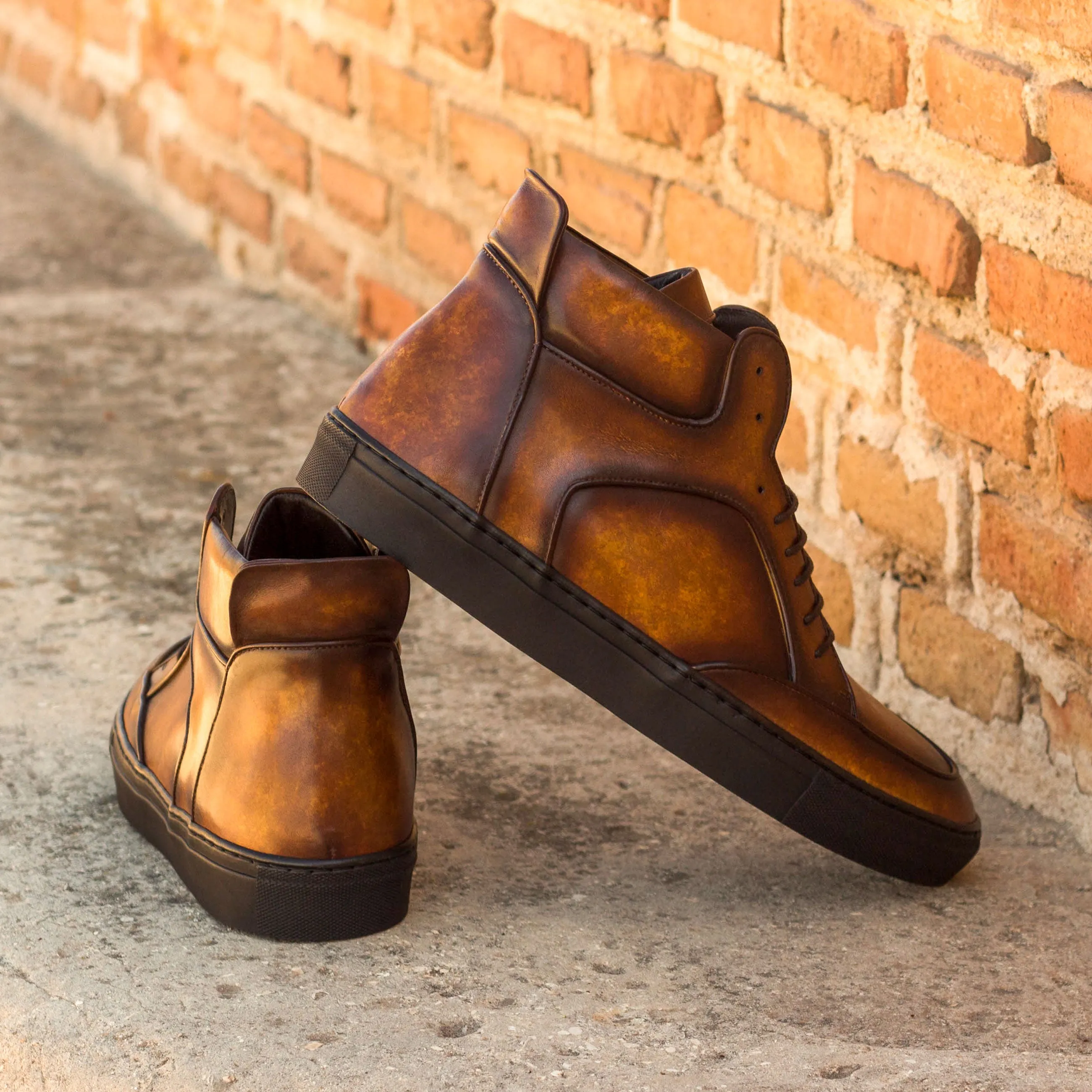 Dapperfam Shoes DapperFam Dante in Cognac Men's Hand-Painted Italian Leather High Top