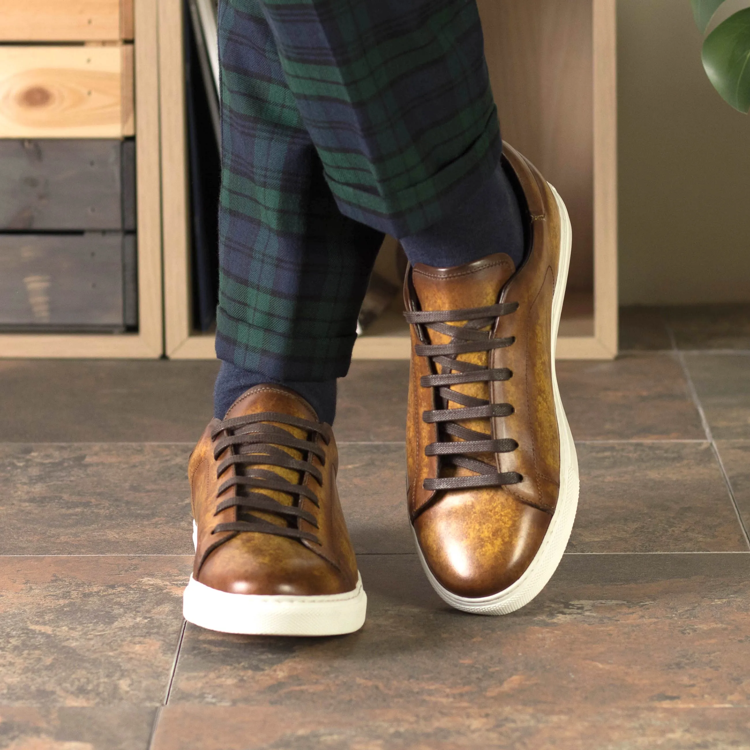Dapperfam Shoes DapperFam Rivale in Cognac Men's Hand-Painted Patina Trainer