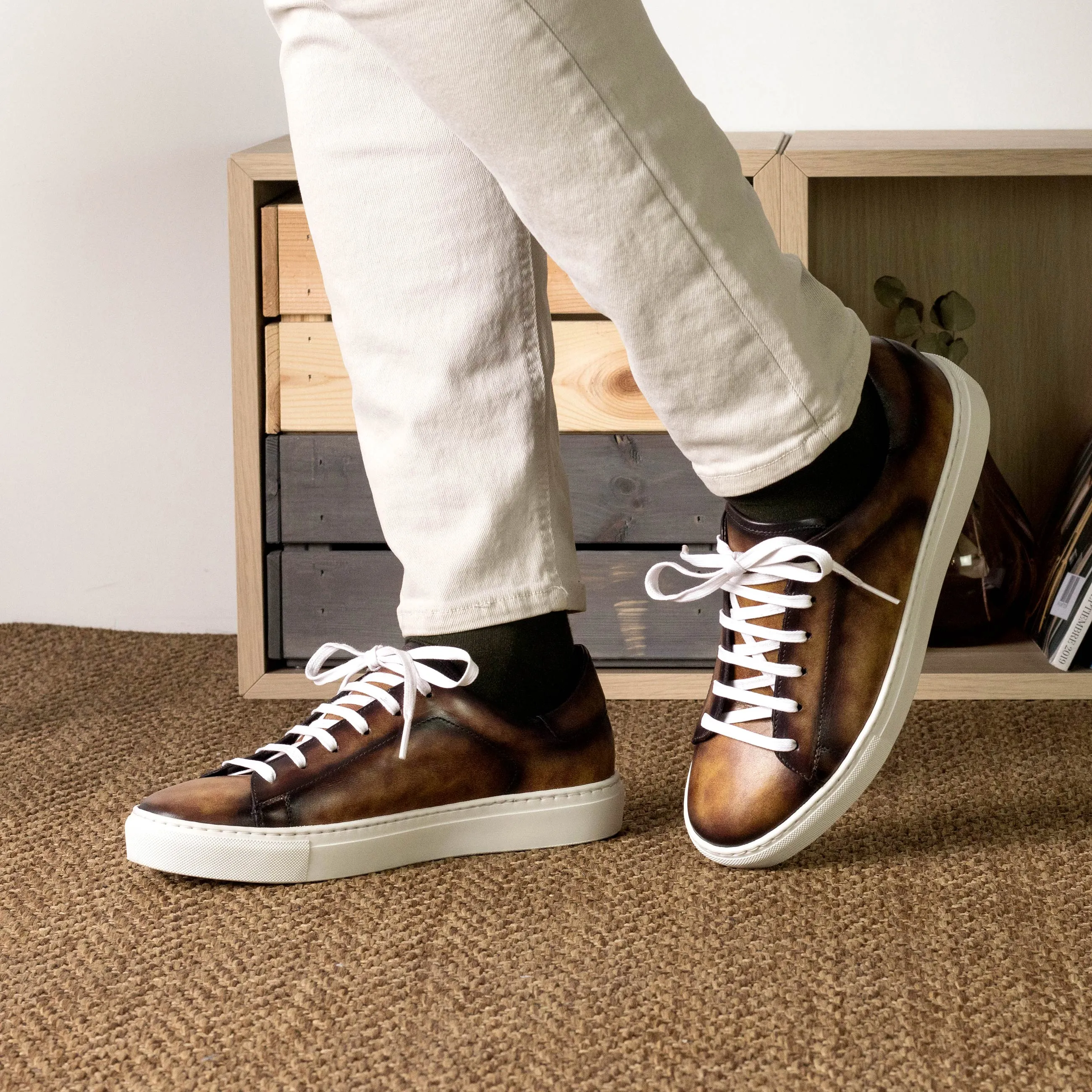 Dapperfam Shoes DapperFam Rivale in Fire Men's Hand-Painted Patina Trainer