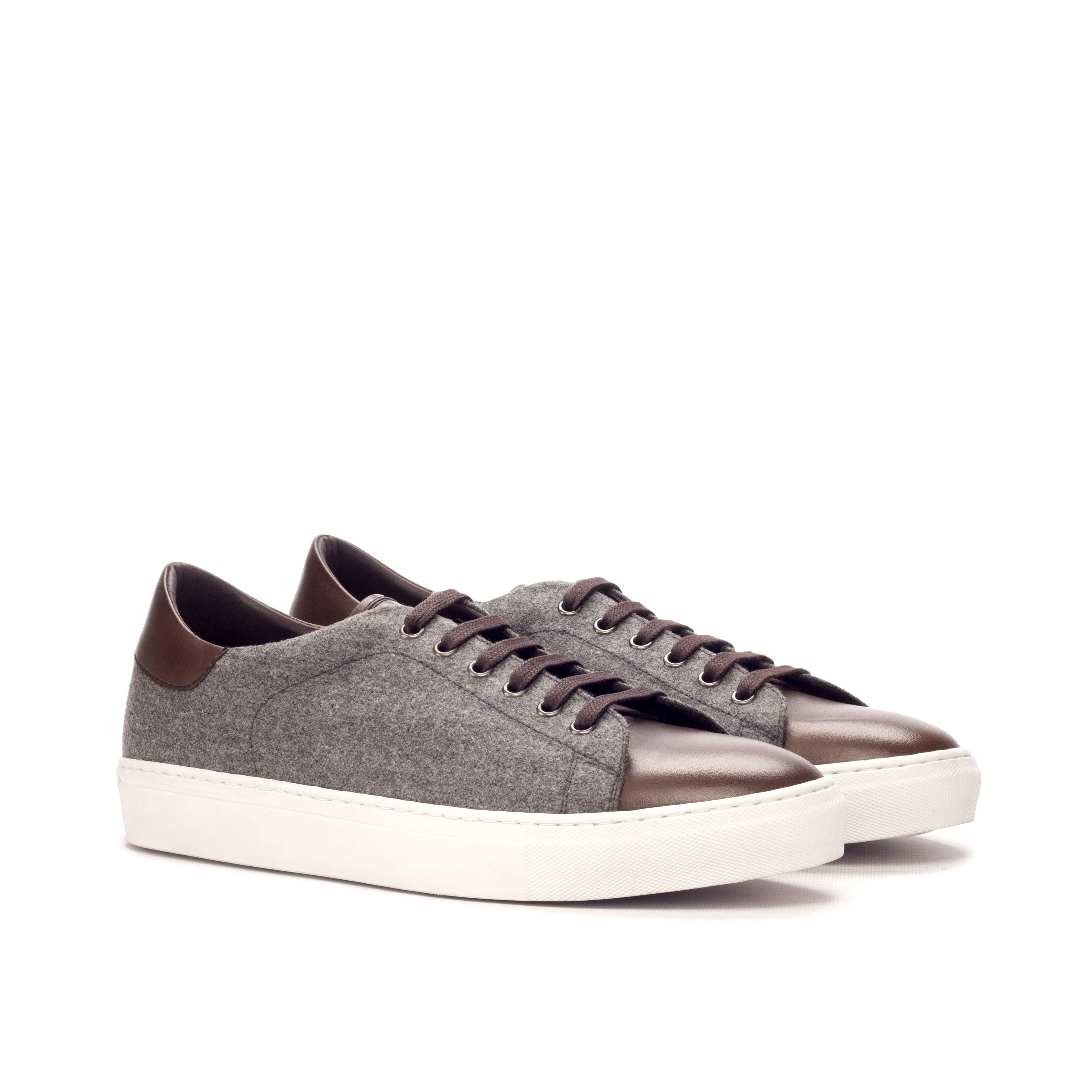 Dapperfam Shoes DapperFam Rivale in Light Grey Men's Flannel Trainer