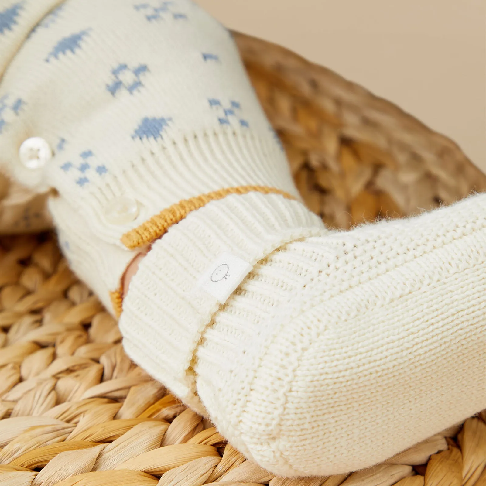 Knitted Bonnet & Booties